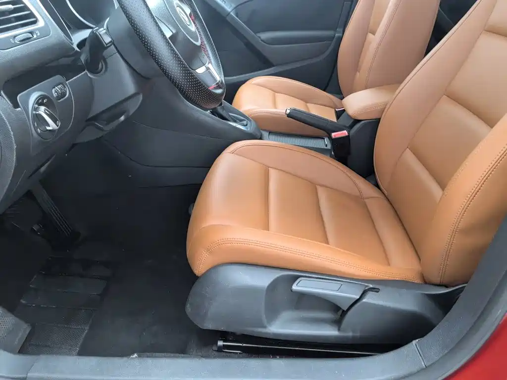 Volkswagen Golf — миниатюра 20