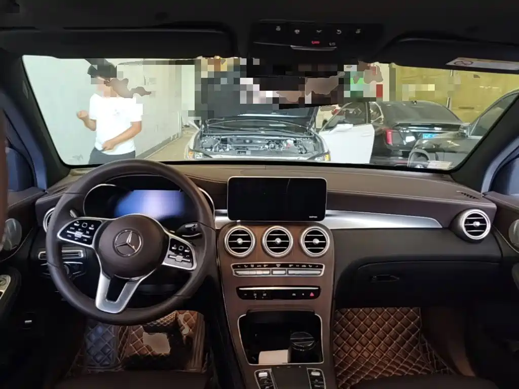 Mercedes-Benz GLC — миниатюра 10