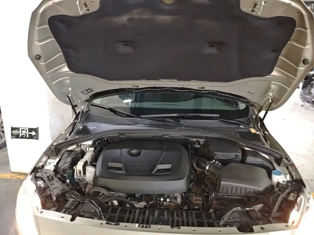 Volvo S60 — миниатюра 20