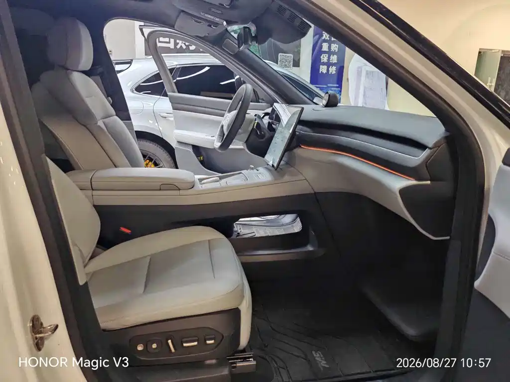 NIO ES8 — миниатюра 14