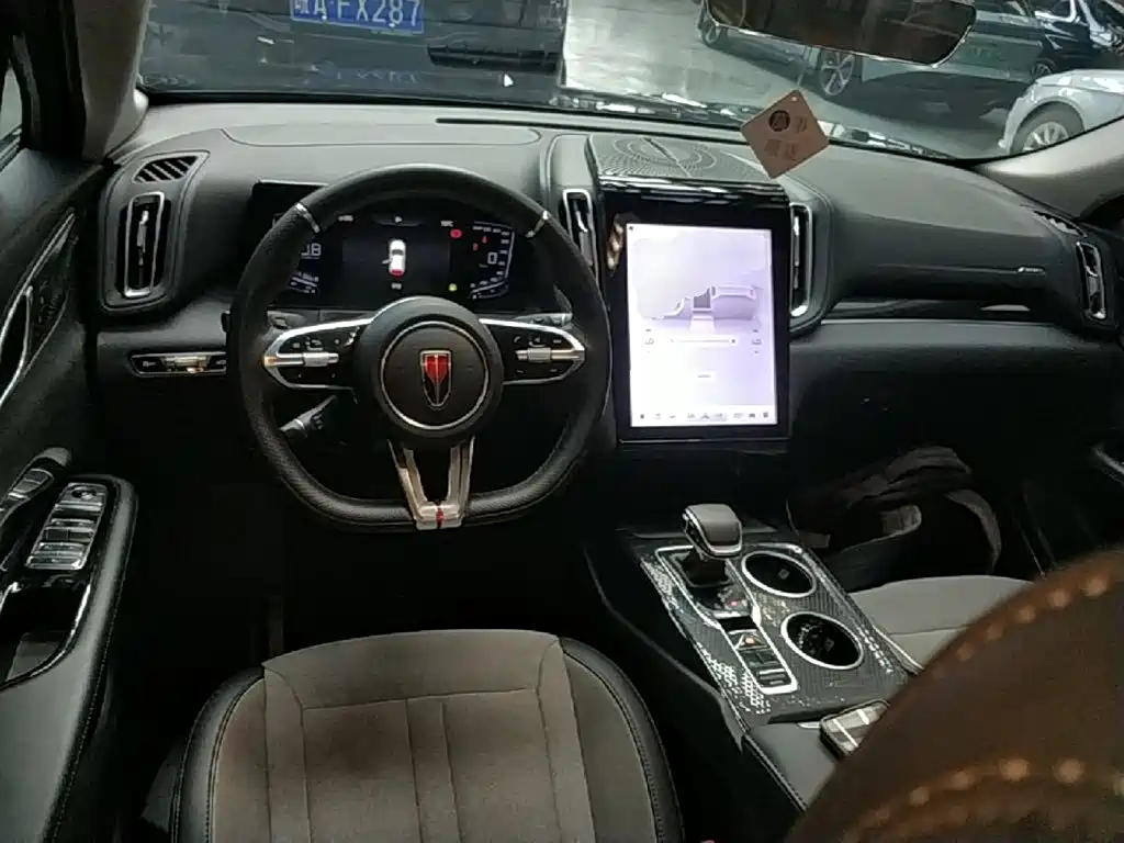 Hongqi Hongqi HS3 — миниатюра 10