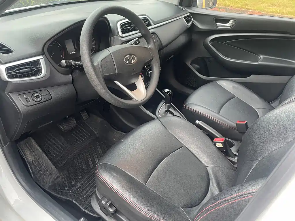 Hyundai Verna - фото 7