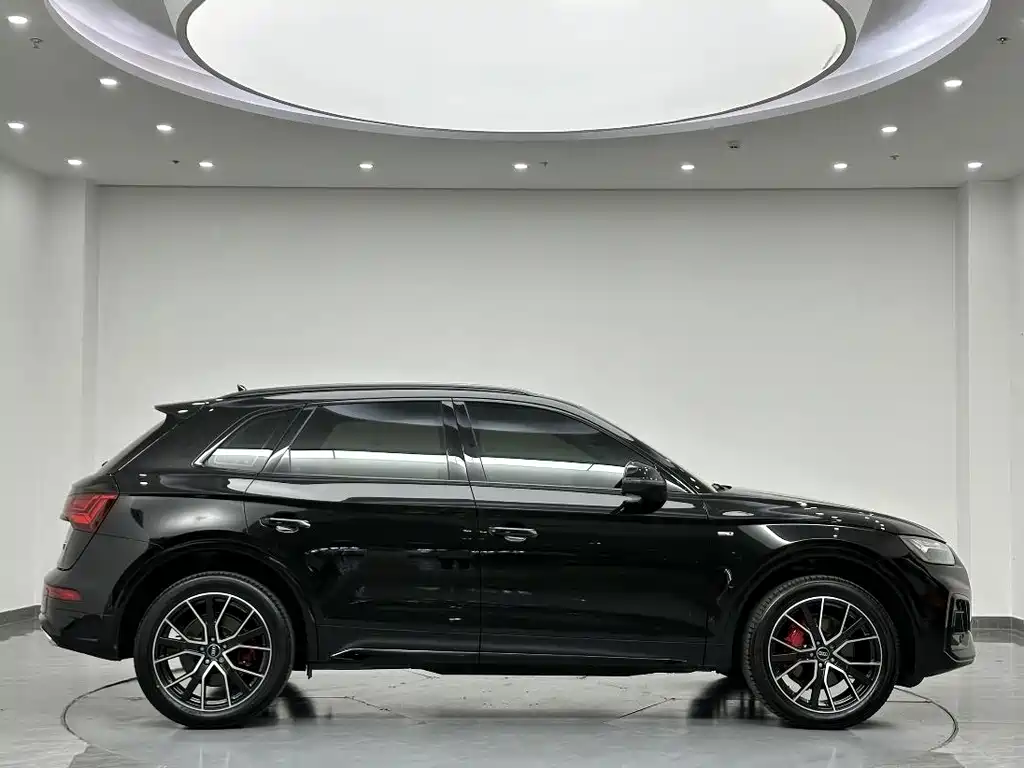 Audi Q5L — миниатюра 4