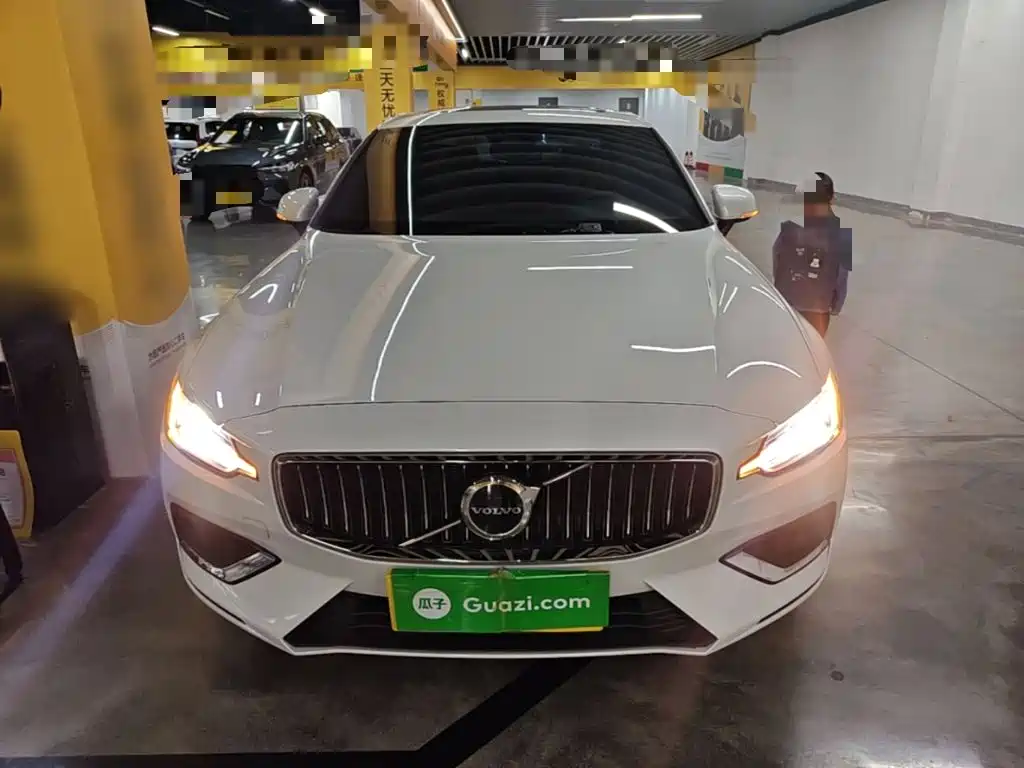 Volvo S60 — миниатюра 3