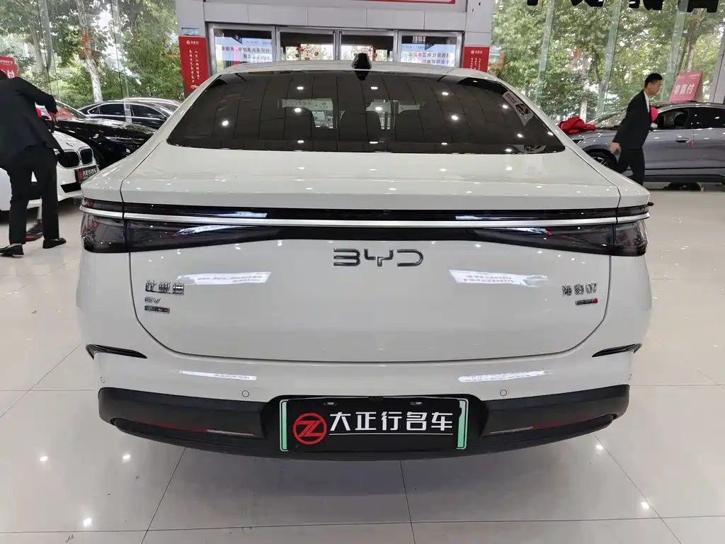 BYD 海豹07 EV — миниатюра 5