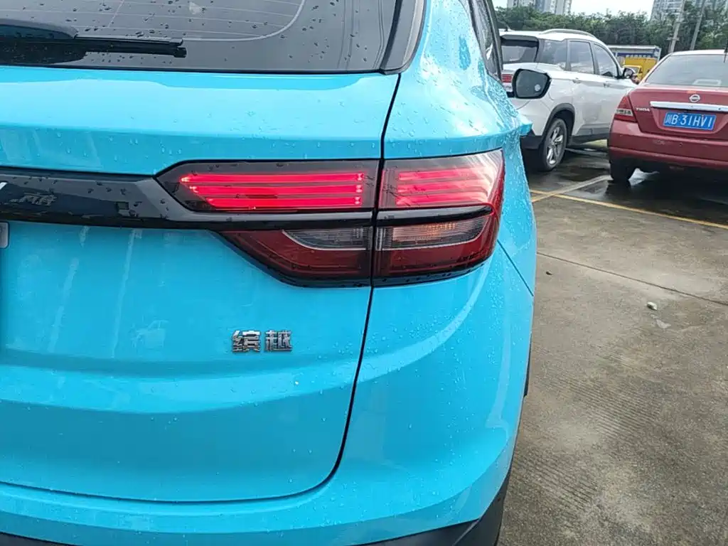 Geely Binyue — миниатюра 8