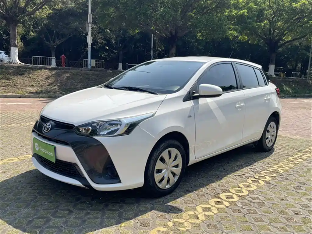 Toyota Yaris L 2020