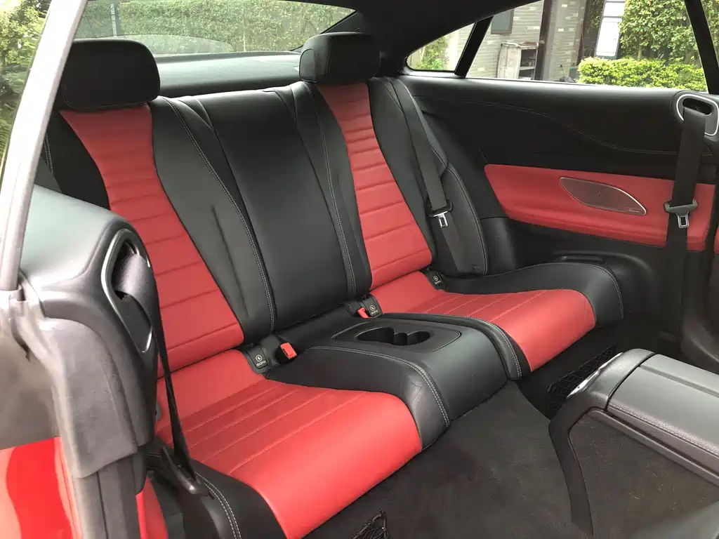 Mercedes-Benz E-Class (Import) — миниатюра 17