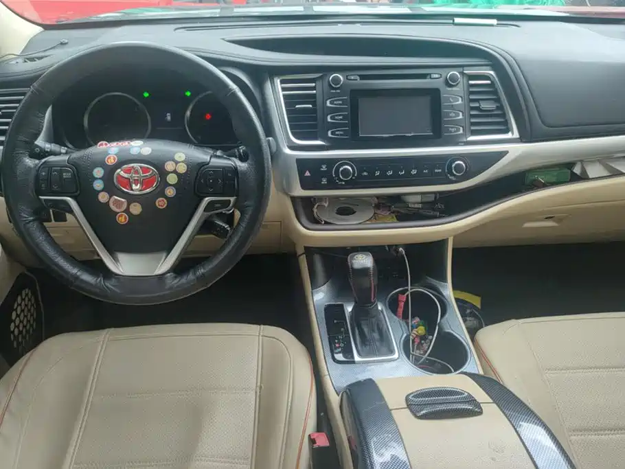 Toyota Highlander — миниатюра 12