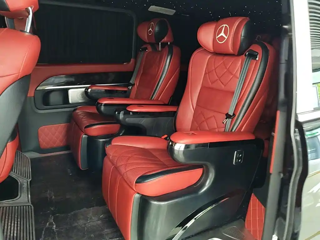 Mercedes-Benz V-Class — миниатюра 17