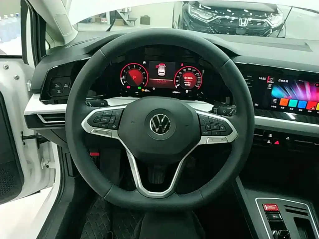 Volkswagen Golf — миниатюра 11