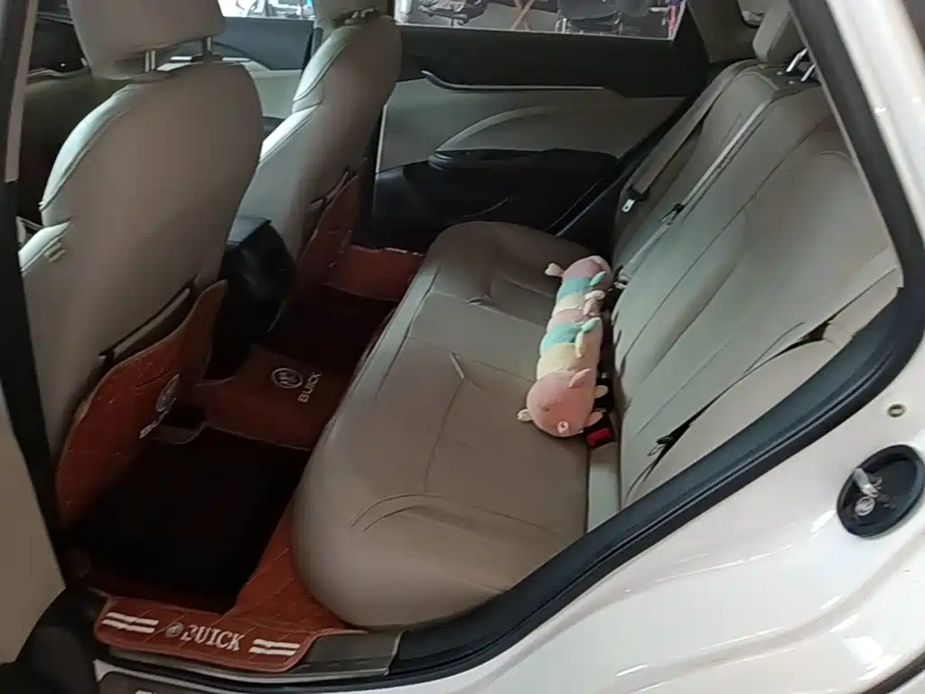 Buick Excelle — миниатюра 17