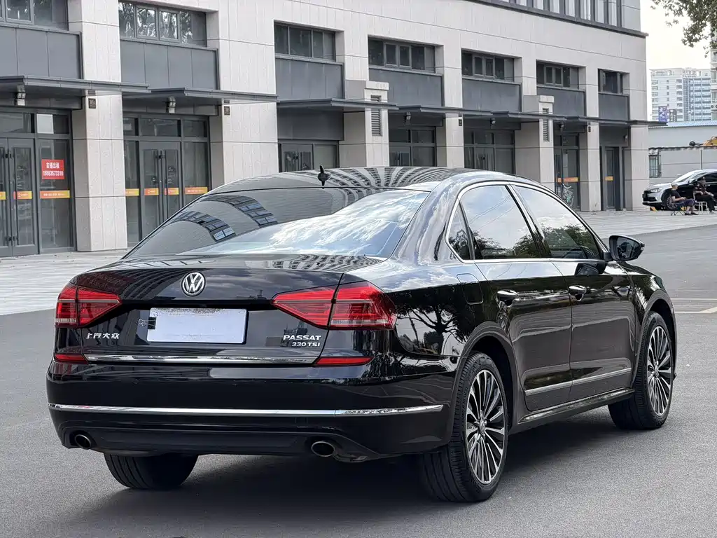 Volkswagen Passat — миниатюра 6