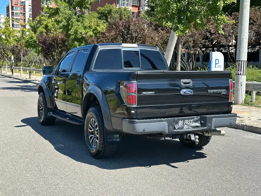 Ford F-150 Raptor — миниатюра 6