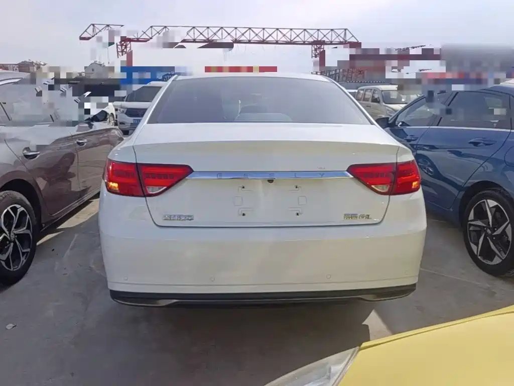 Geely Emgrand GL — миниатюра 6