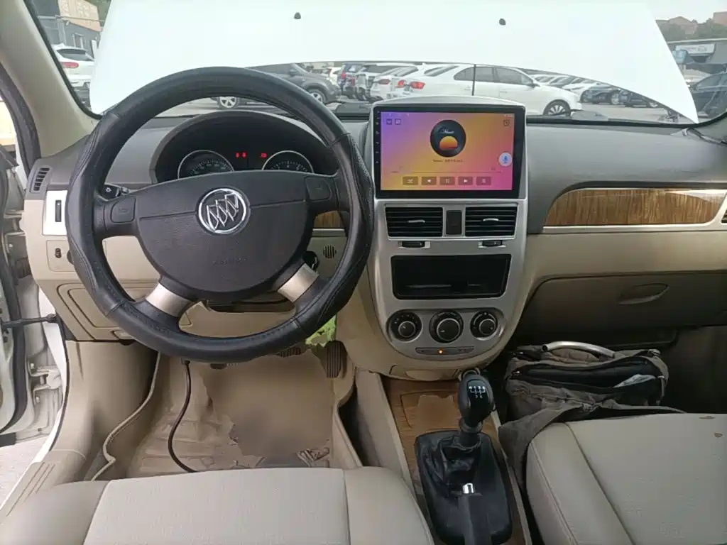 Buick Excelle — миниатюра 6