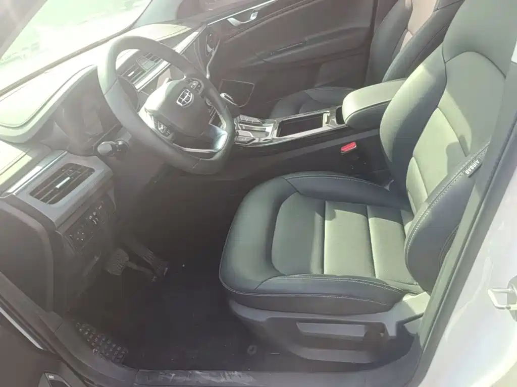 Geely Emgrand GL — миниатюра 15