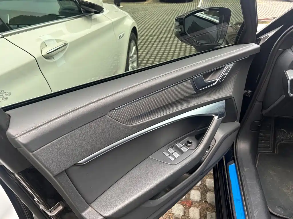 Audi A6L — миниатюра 15
