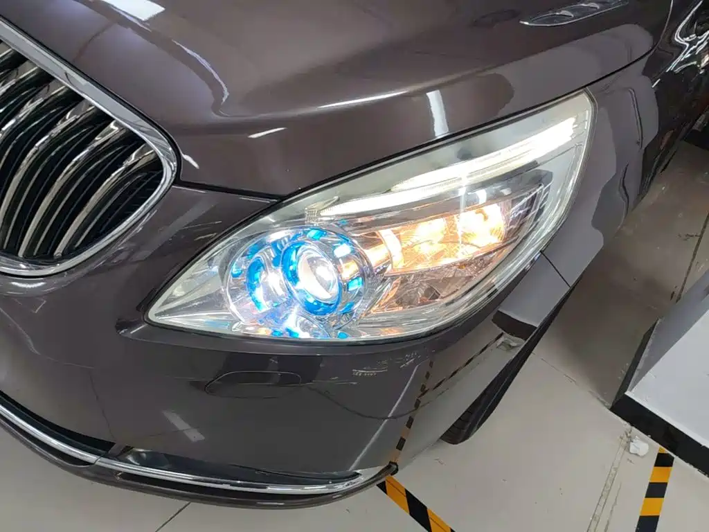 Buick GL8 — миниатюра 24