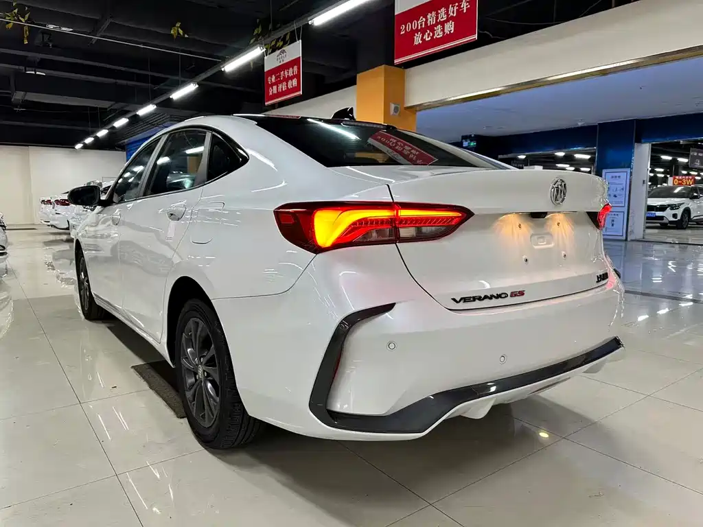Buick Verano — миниатюра 14