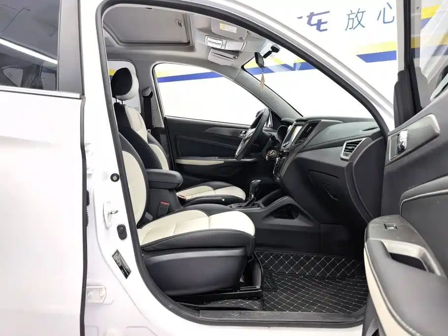 Changan CS35 — миниатюра 8