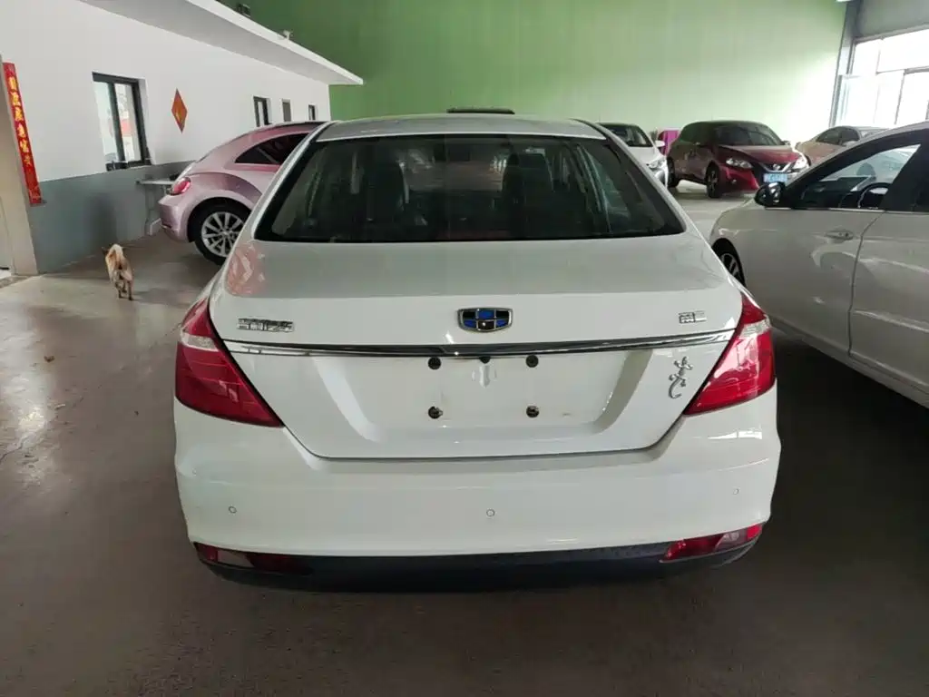 Geely Emgrand — миниатюра 6