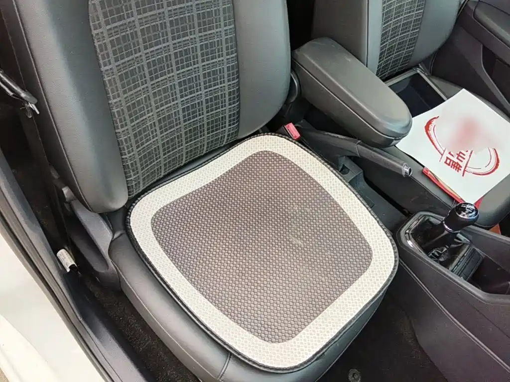Volkswagen Jetta — миниатюра 25