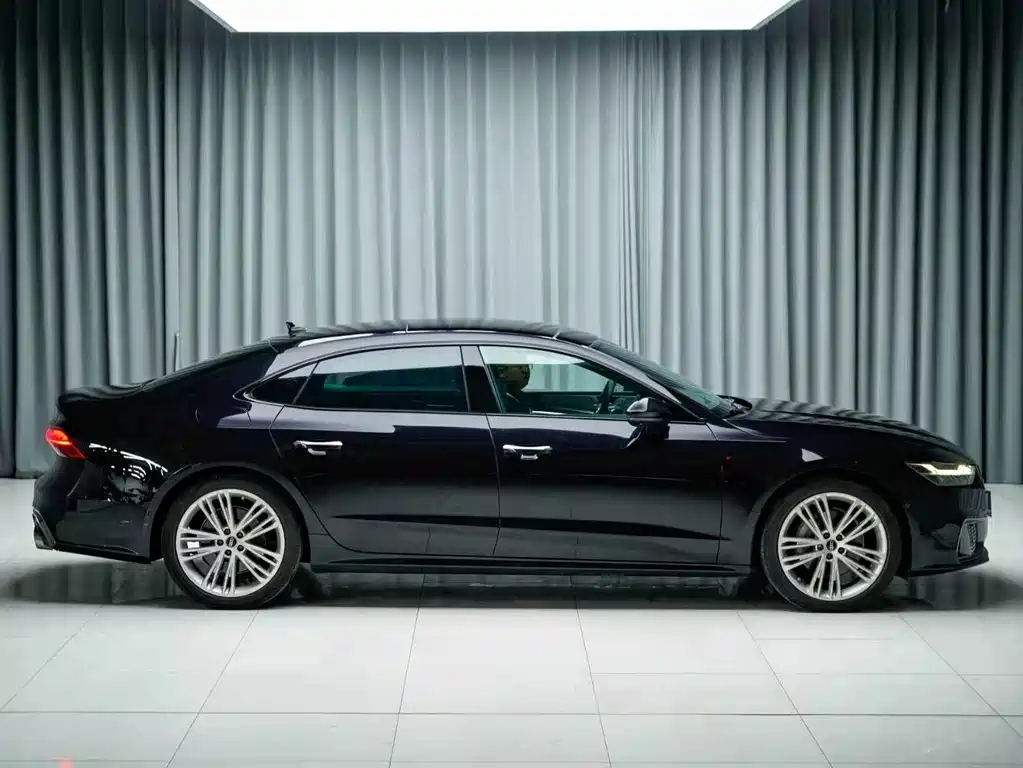 Audi A7L — миниатюра 4