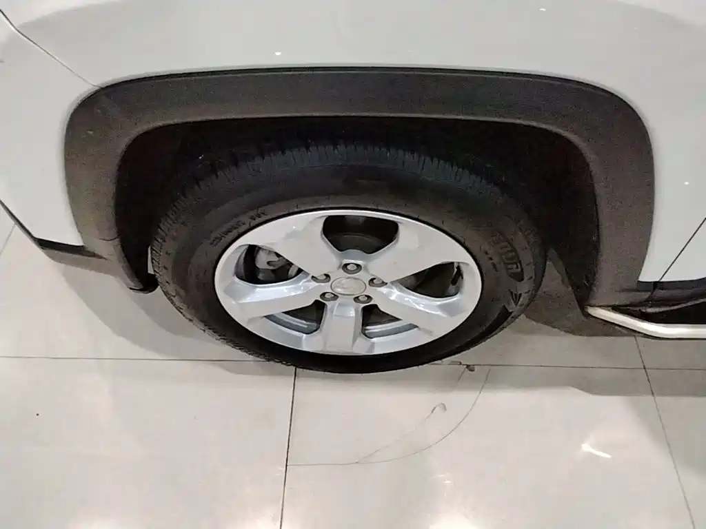 Jeep Compass — миниатюра 23