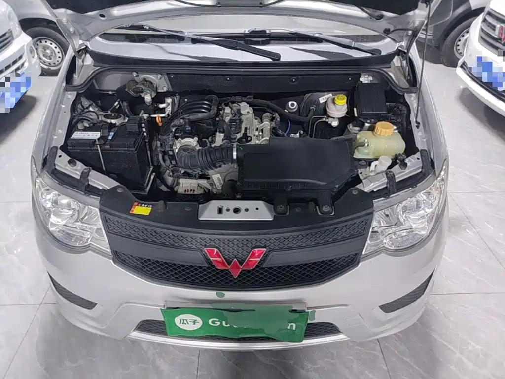 Wuling Hongguang — миниатюра 20