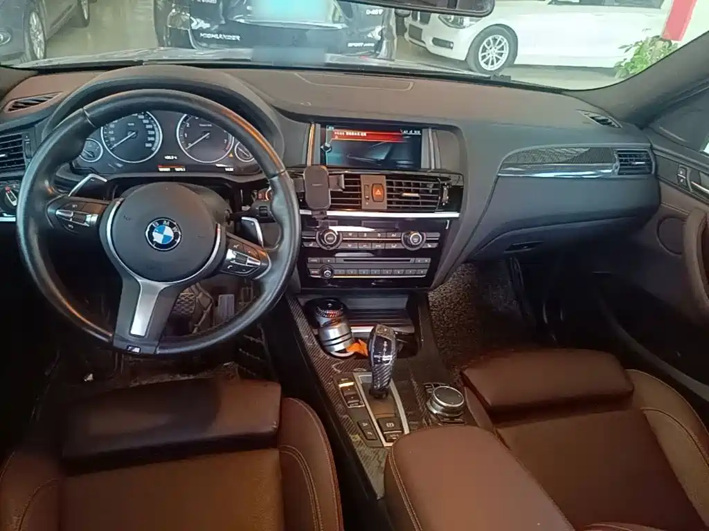 BMW X4 — миниатюра 10