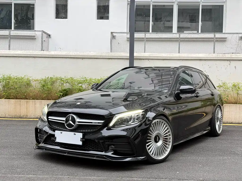 Mercedes-Benz C-Class AMG 2020