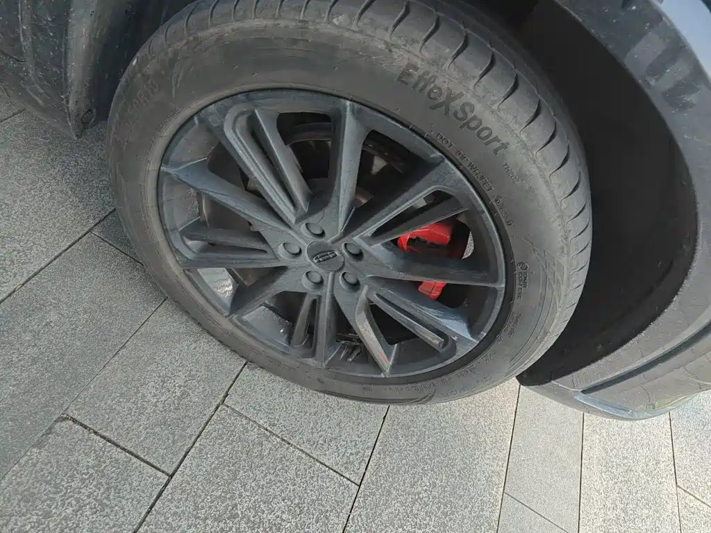 Geely Xingyue — миниатюра 24