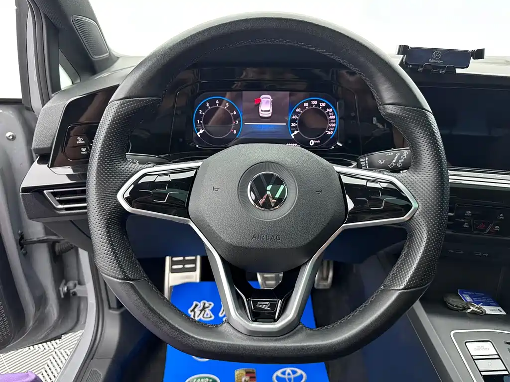 Volkswagen Golf — миниатюра 16