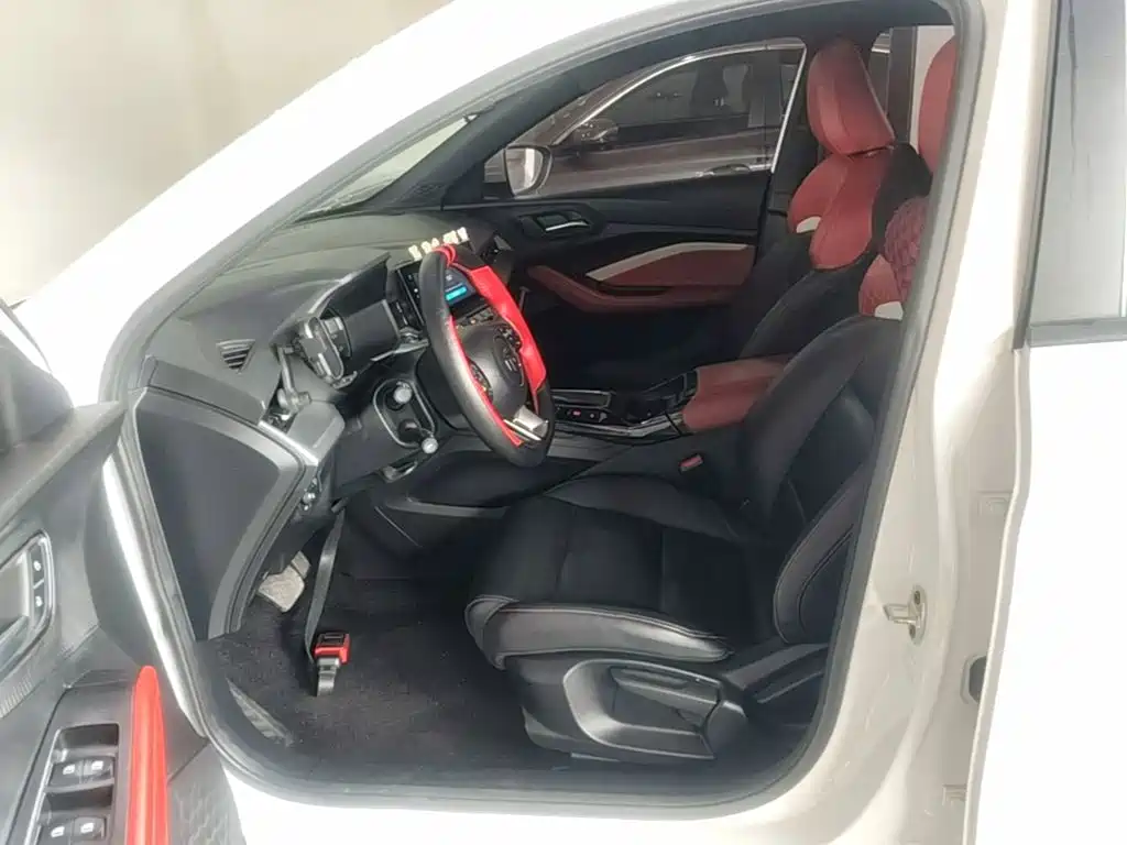 MG MG5 — миниатюра 15