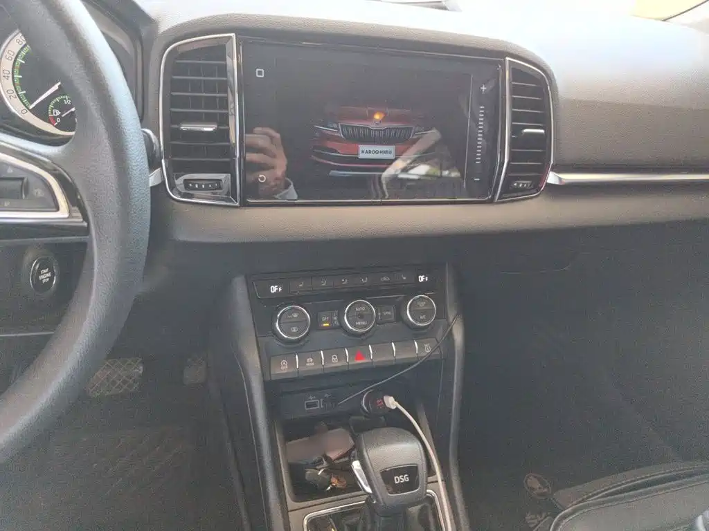 Skoda Karoq — миниатюра 6