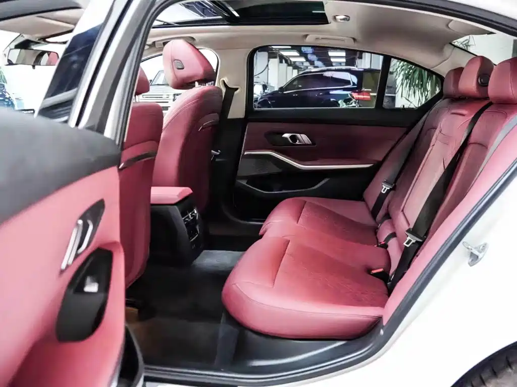 BMW 3 Series — миниатюра 8