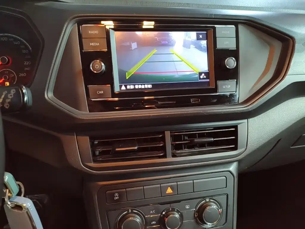Volkswagen T-Cross — миниатюра 13