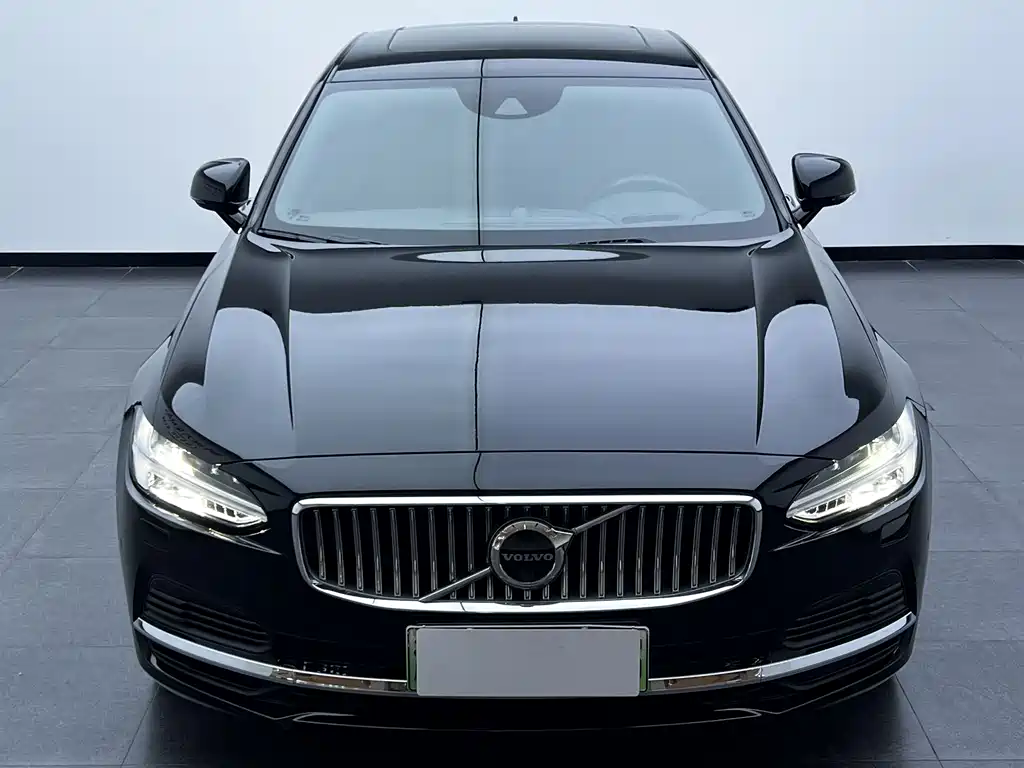 Volvo S90 2021 T8 E Luxury