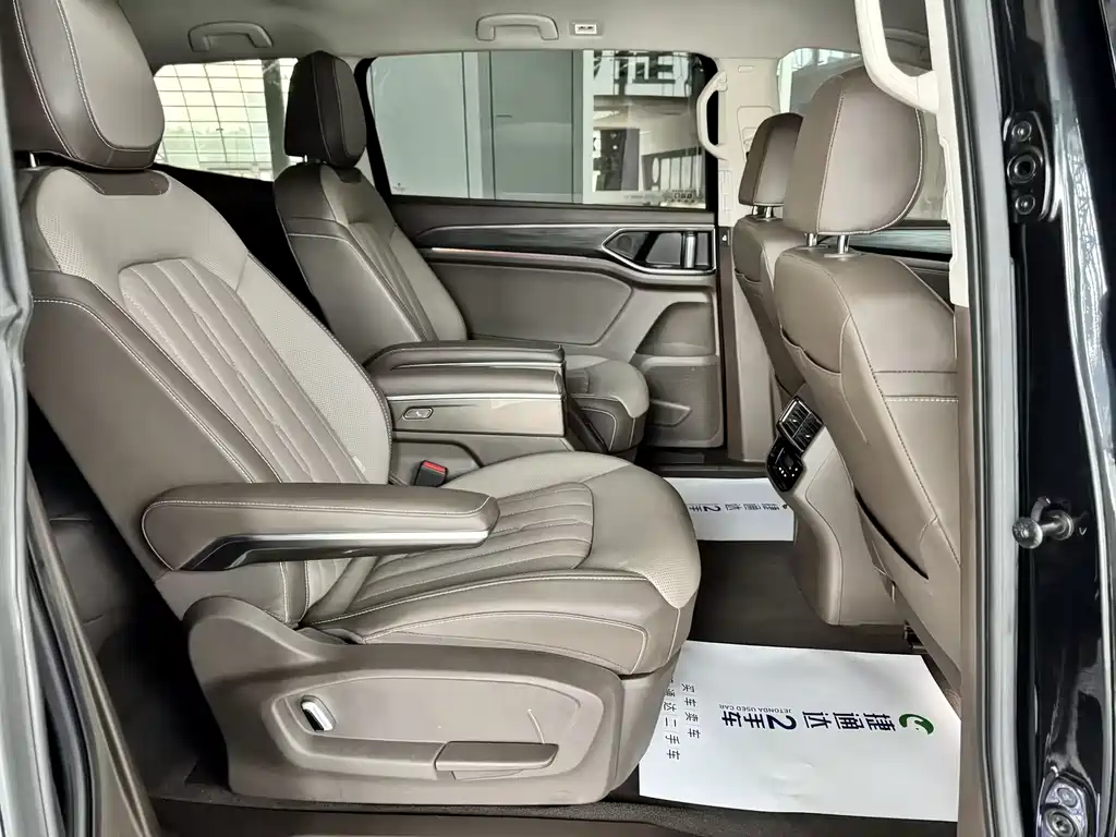 Volkswagen Viloran — миниатюра 29
