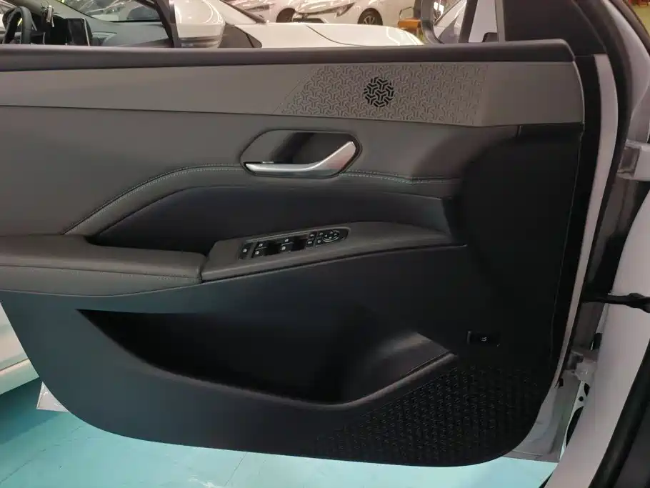 BYD Qin PLUS — миниатюра 7