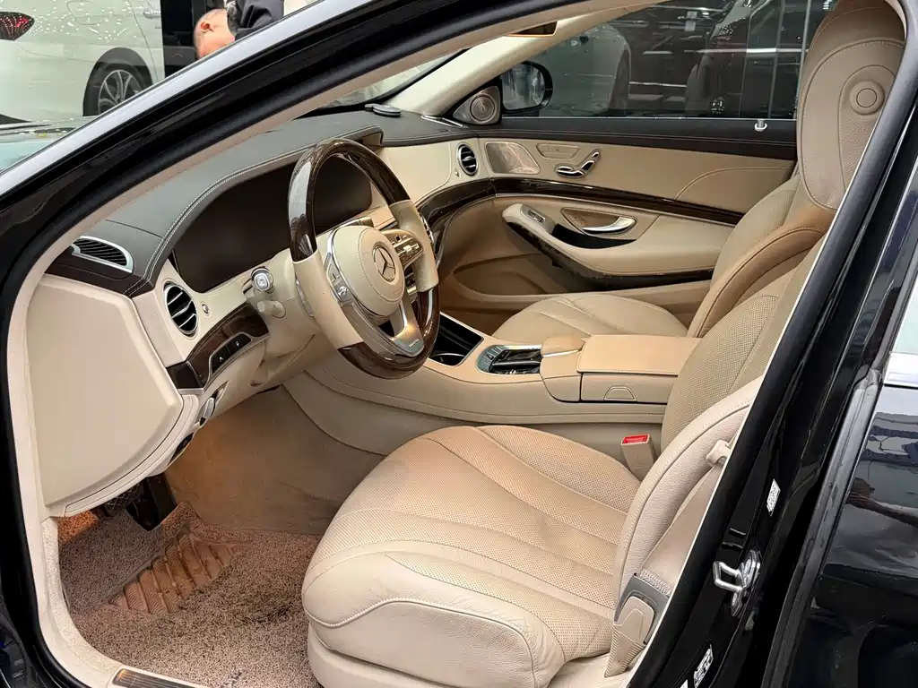 Mercedes-Benz S-Class — миниатюра 7