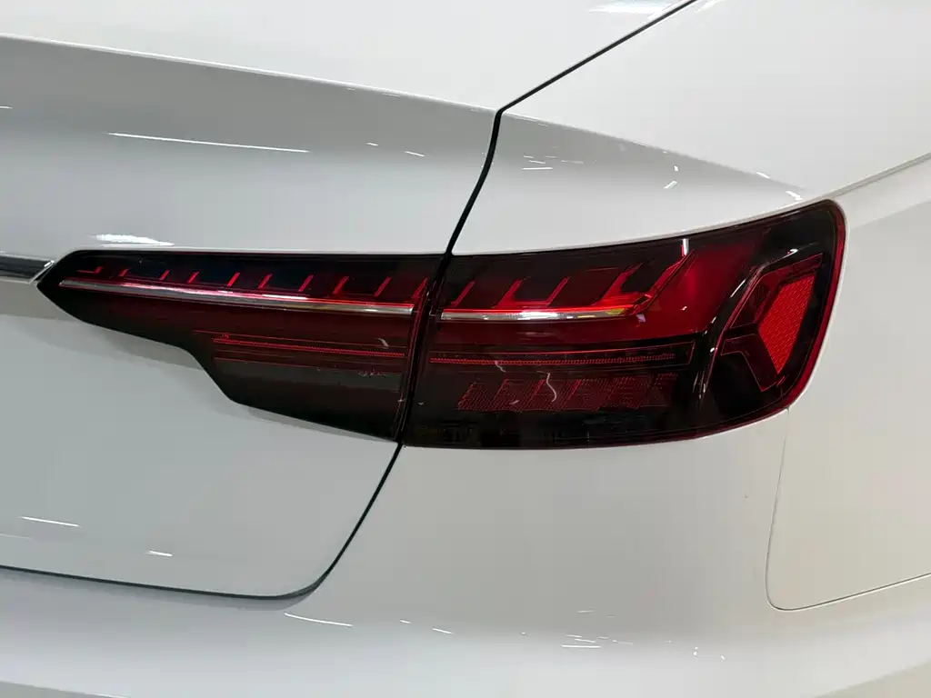 Audi A4L — миниатюра 7