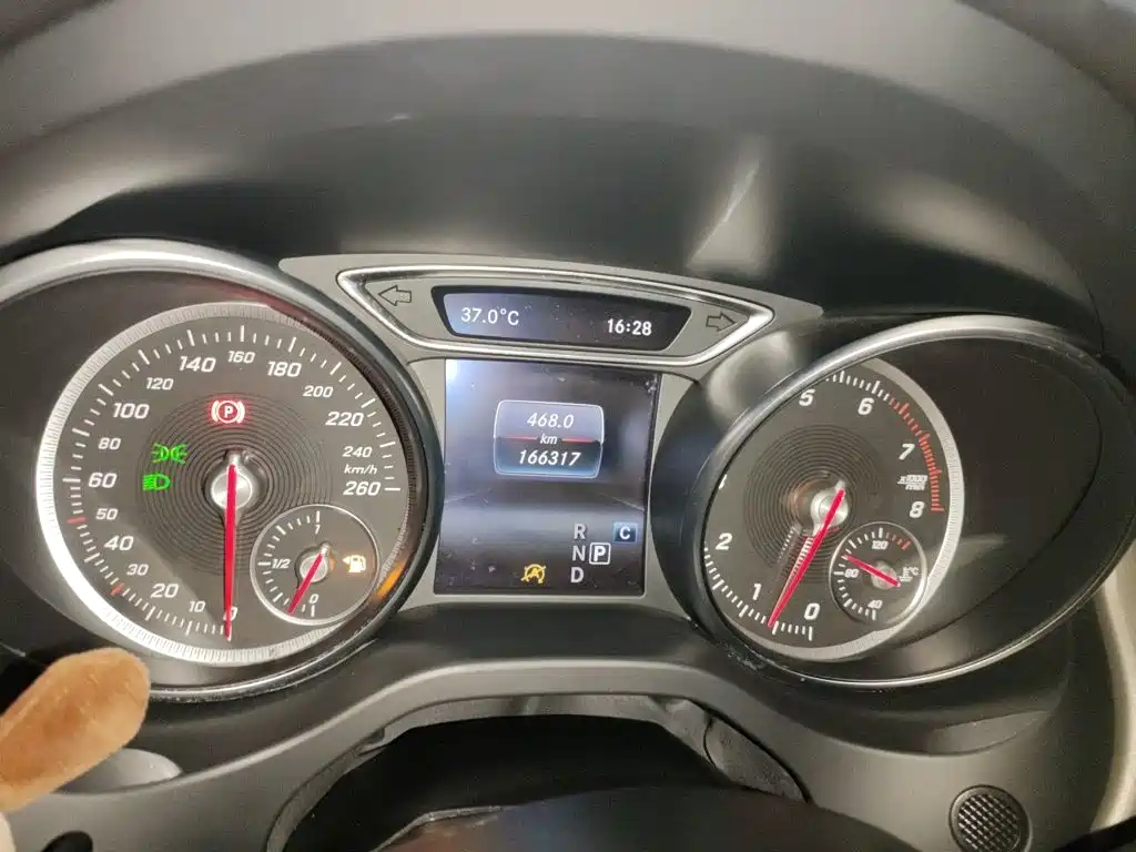 Mercedes-Benz CLA (Import) — миниатюра 5