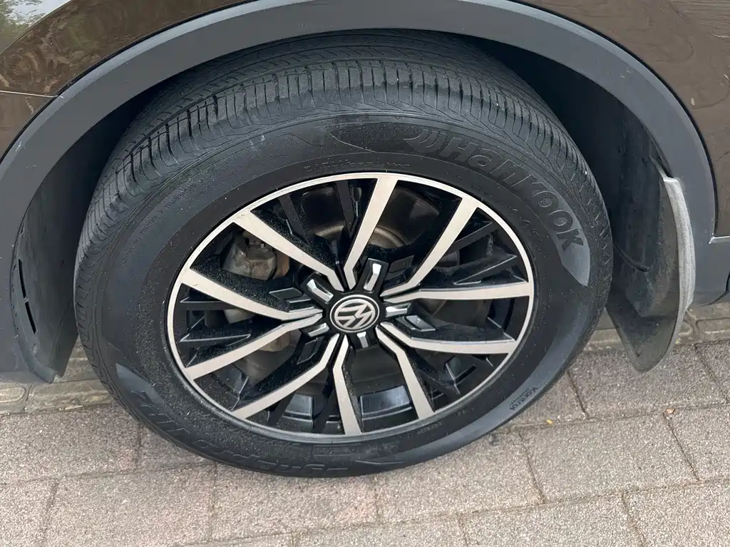 Volkswagen Tiguan L — миниатюра 7