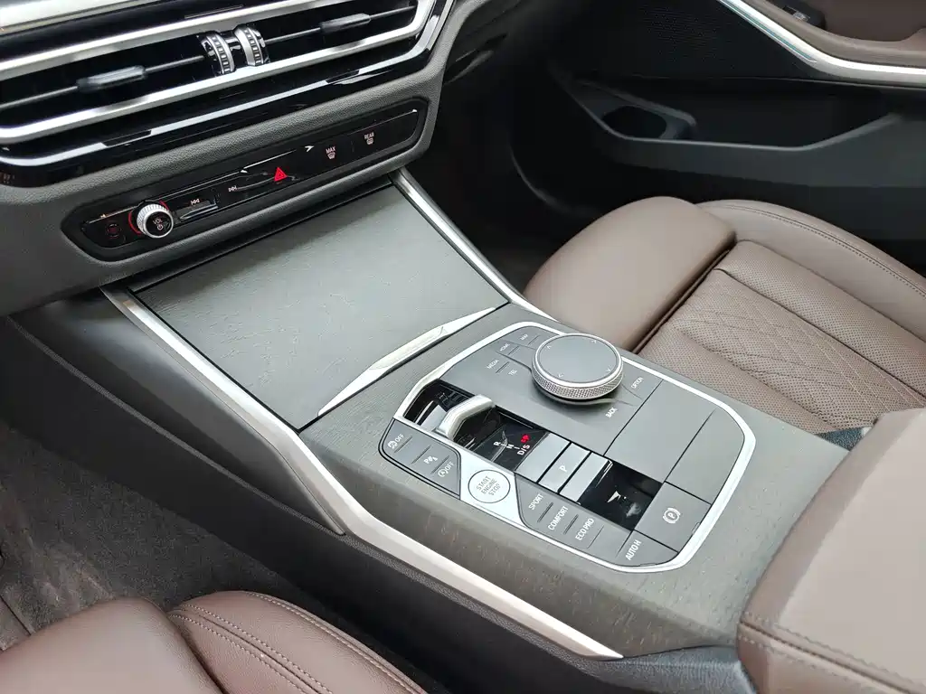 BMW 3 Series — миниатюра 17