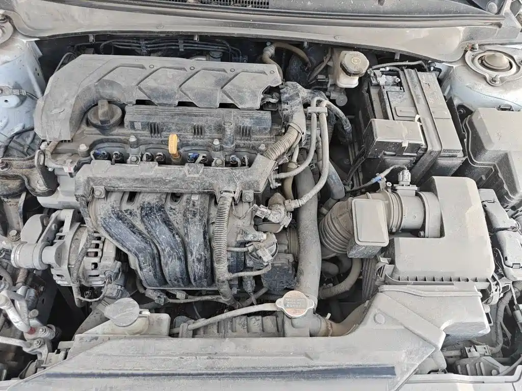 Hyundai Elantra — миниатюра 21