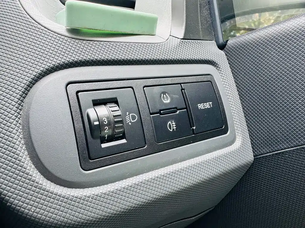 Wuling MINIEV — миниатюра 13
