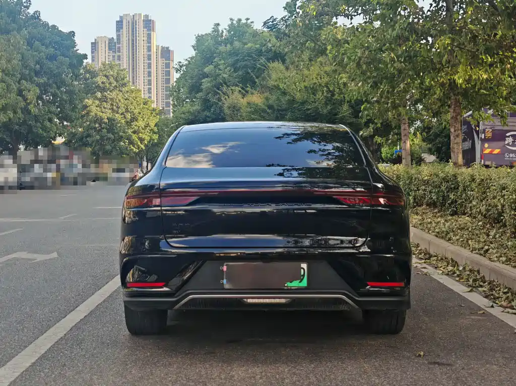 BYD Han — миниатюра 4