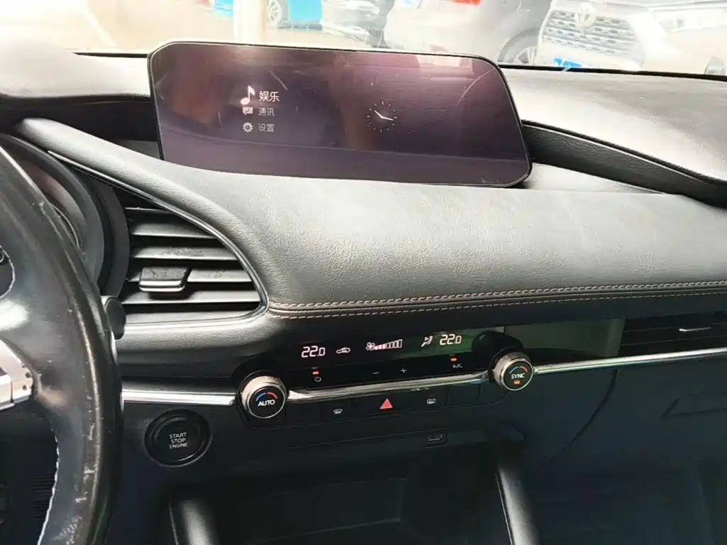 Mazda 3 Axela — миниатюра 13